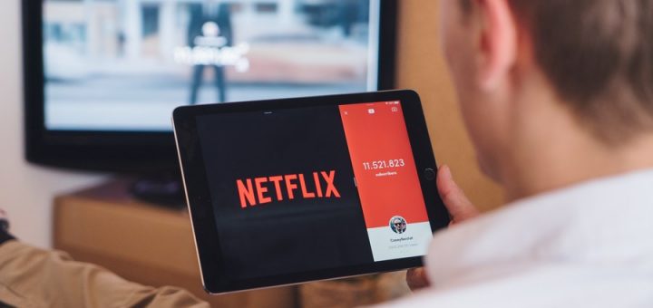 Se Den Grimme Ælling på Netflix